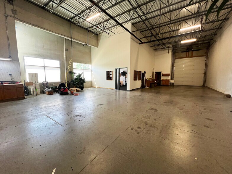 More Photos Of 1292 Humbracht Cir, Bartlett Warehouse For Sale