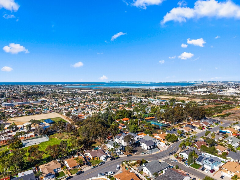 More Photos Of 832 Desty St, San Diego Apartments For Sale