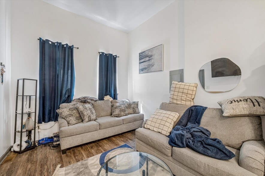 More Photos Of , Philadelphia Multifamily For Sale