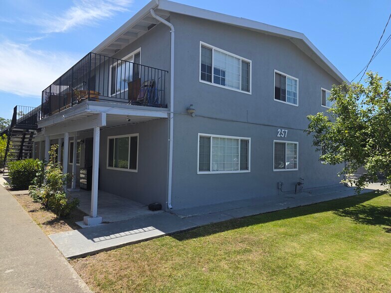 More Photos Of 257 Poplar Ave, Hayward Apartments For Sale