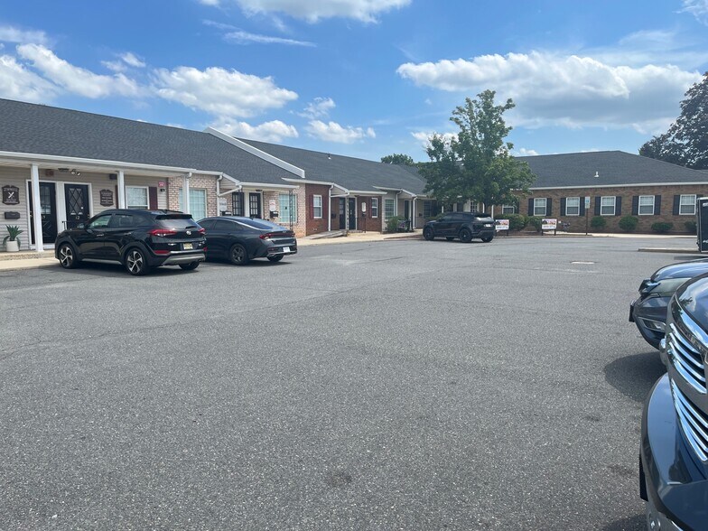 More Photos Of 941 Whitehorse Mercerville Rd, Hamilton Office For Sale