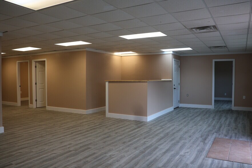More Photos Of 1192 S Business Route 5, Camdenton Industrial For Sale