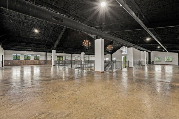 More Photos Of 1616 Oil Well Rd, Jefferson City Golf Course Driving Range For Sale