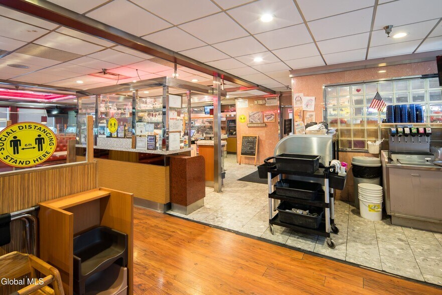 More Photos Of 855 Hoosick St, Troy Restaurant For Sale