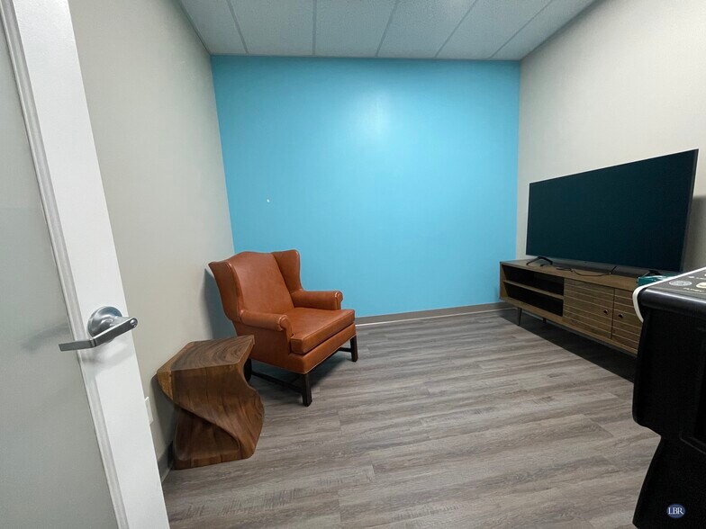 More Photos Of 2020 W Eau Gallie Blvd, Melbourne Medical For Sale