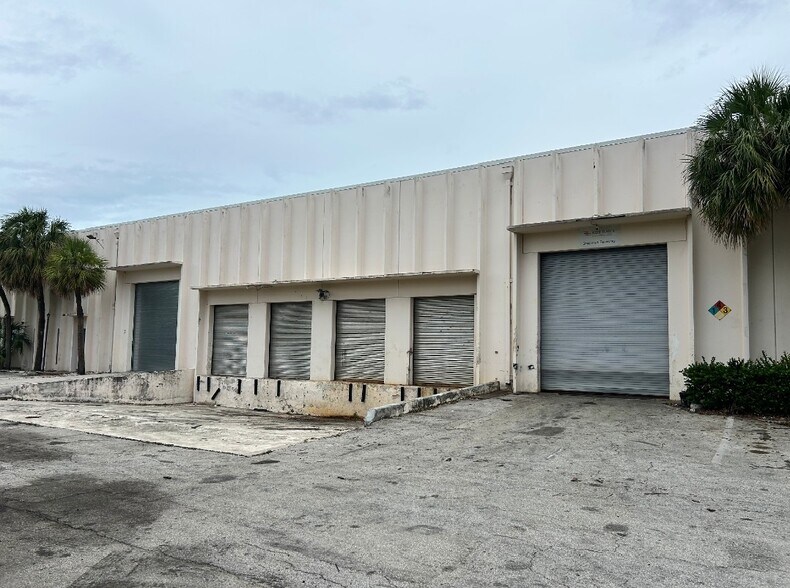 More Photos Of 2601 NW 55th Ct, Fort Lauderdale Warehouse For Lease