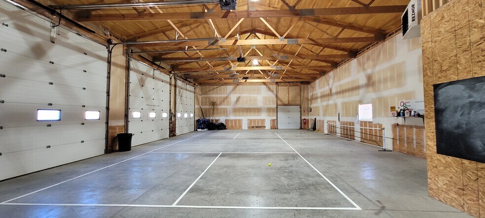 More Photos Of 3101 Vaughn Rd, Great Falls Flex For Sale