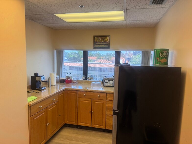 More Photos Of 330 SW 27th Ave, Miami Medical For Sale