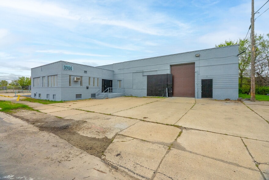 More Photos Of 9900 Northlawn St, Detroit Warehouse For Sale