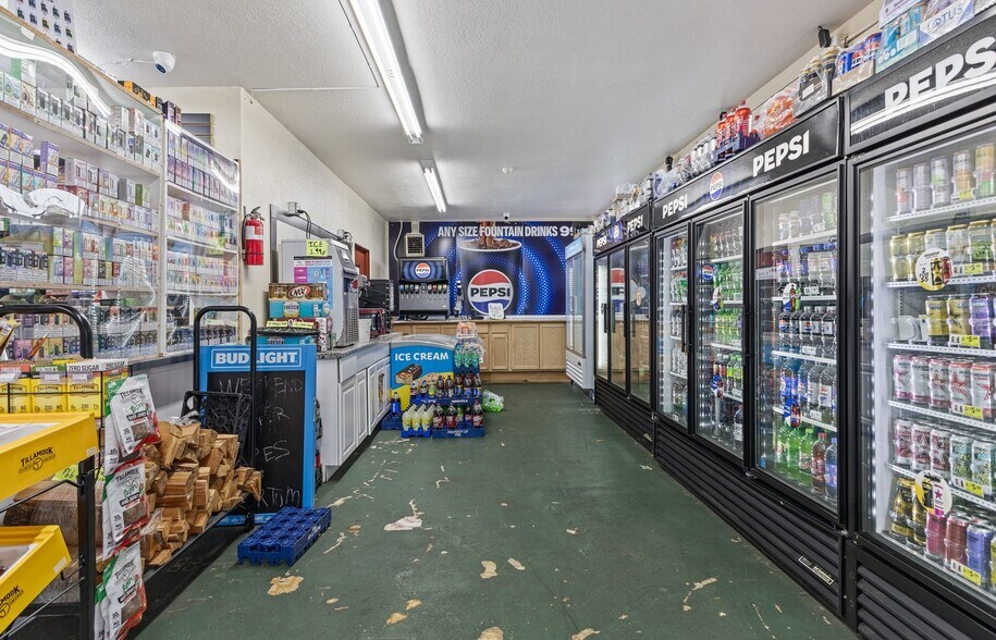 More Photos Of 1195 Newmark Ave, Coos Bay Storefront Retail Residential For Sale