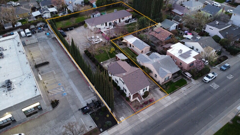 More Photos Of 5650 Broadway, Sacramento Apartments For Sale
