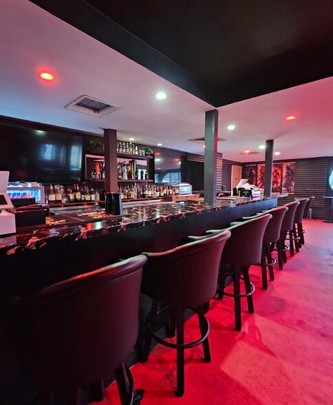 More Photos Of 2836 Kapiolani Blvd, Honolulu Restaurant For Sale