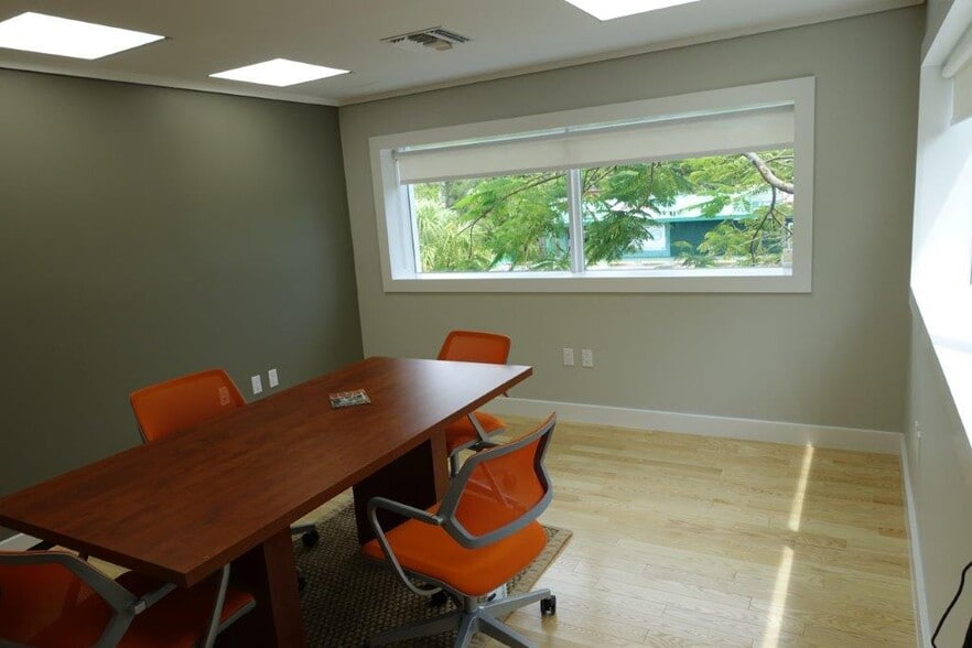 More Photos Of 6130 NE 4th Ct, Miami Warehouse For Sale