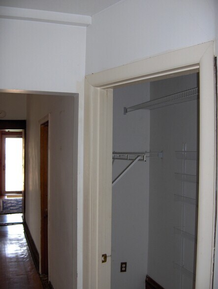 More Photos Of 1818-1820 Winhurst St, Pittsburgh Apartments For Sale