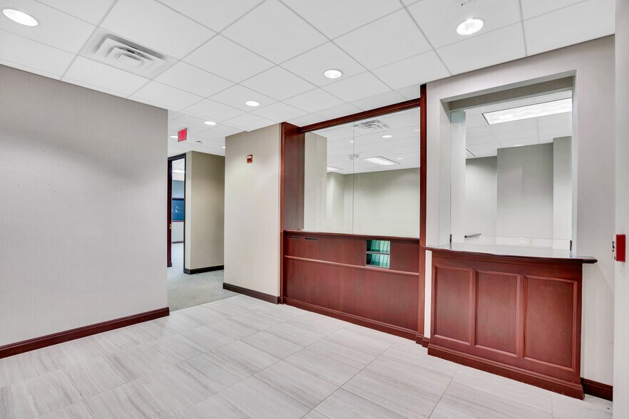 More Photos Of 1701 Highway A1A, Vero Beach Office For Lease
