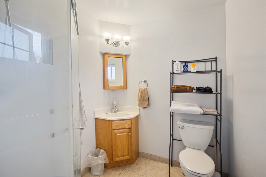 More Photos Of 459 Galice Rd, Merlin Religious Facility For Sale