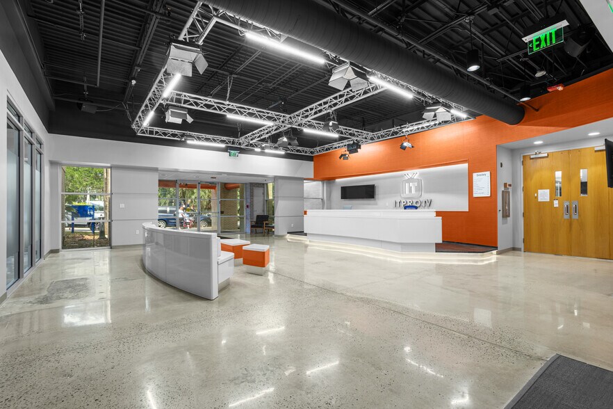 More Photos Of 7525 NW 4th Blvd, Gainesville Medical For Lease