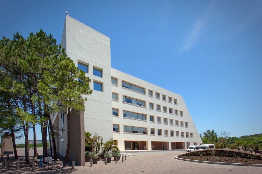 More Photos Of 1301 Solana Blvd, Westlake Office For Lease