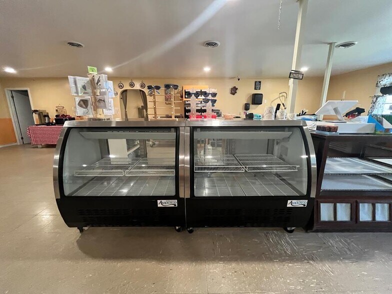 More Photos Of 6026 Occohannock Neck Rd, Exmore Convenience Store For Sale