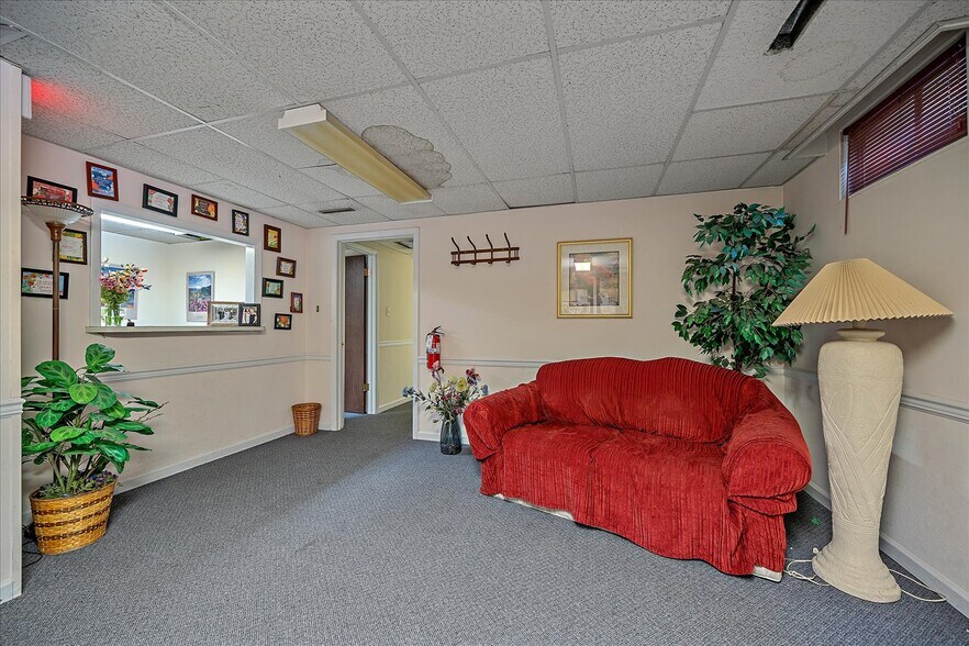 More Photos Of 40 S 6th Ave, Brighton Medical For Lease