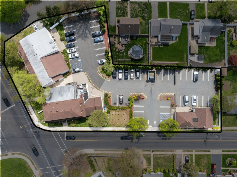 More Photos Of 1 Racetrack Rd, East Brunswick Office For Lease