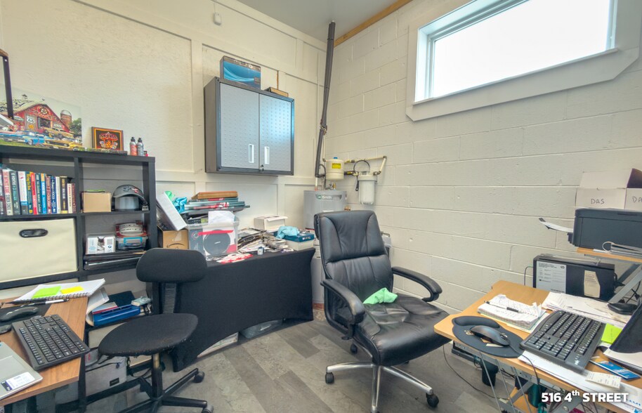 More Photos Of , Vinton General Retail For Sale
