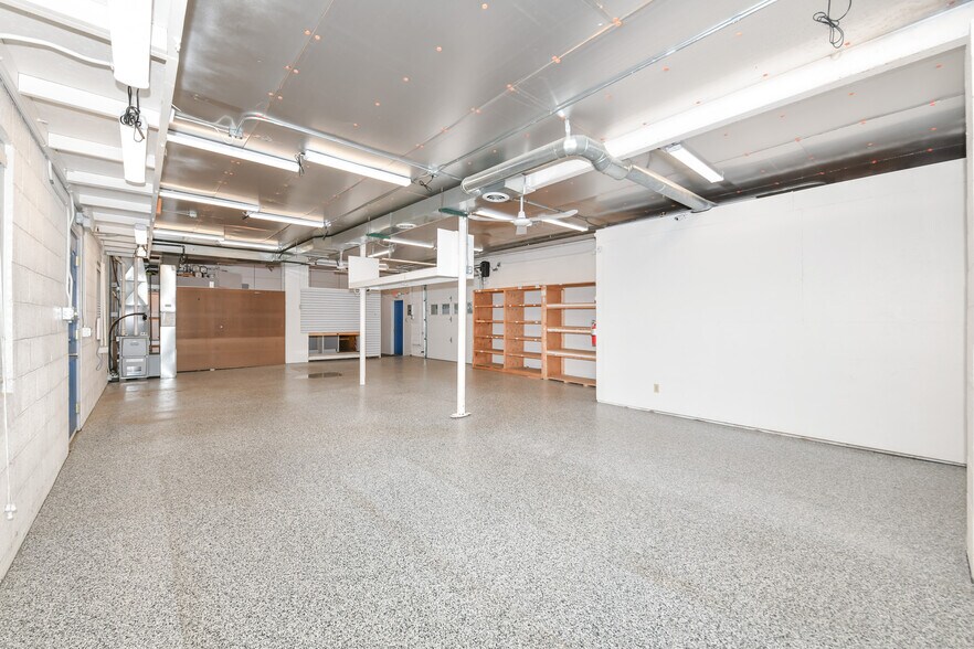 More Photos Of 108 N Front St, Burlington Specialty For Sale