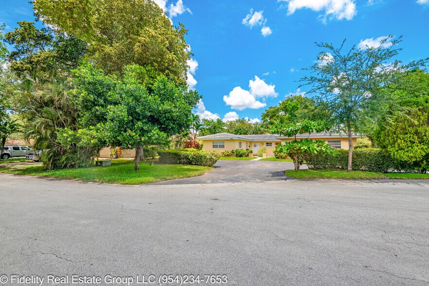More Photos Of 10361 NW 36th St, Coral Springs Apartments For Sale