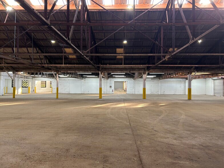More Photos Of 517 Eastanallee Ave, Athens Industrial For Lease