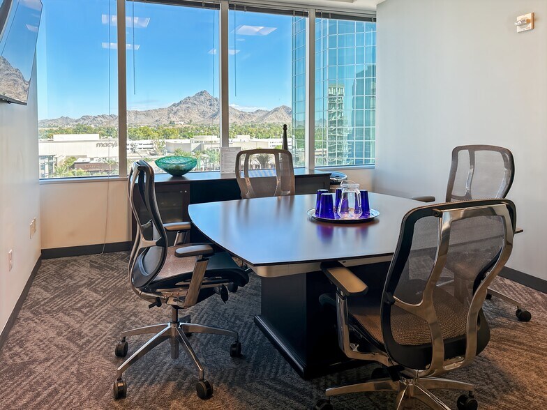 More Photos Of 2415 E Camelback Rd, Phoenix Coworking Space