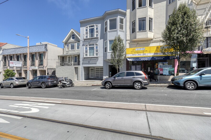 More Photos Of 1414 Taraval St, San Francisco Apartments For Sale