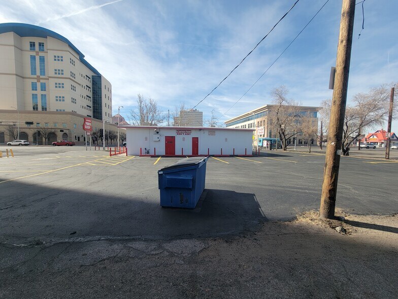 More Photos Of 501 Lomas Blvd NW, Albuquerque Freestanding For Sale