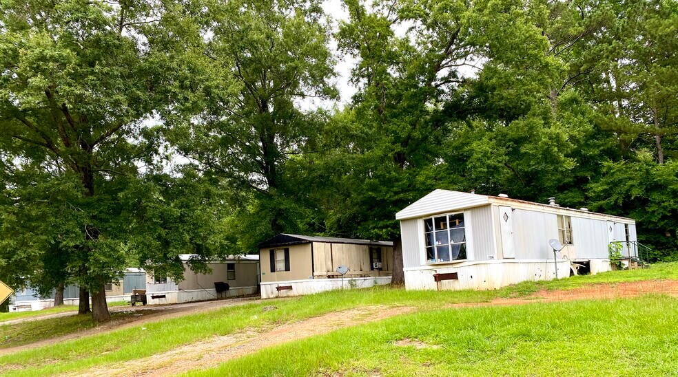 More Photos Of 4915 US Highway 80, Selma Manufactured Housing Mobile Home Park For Sale