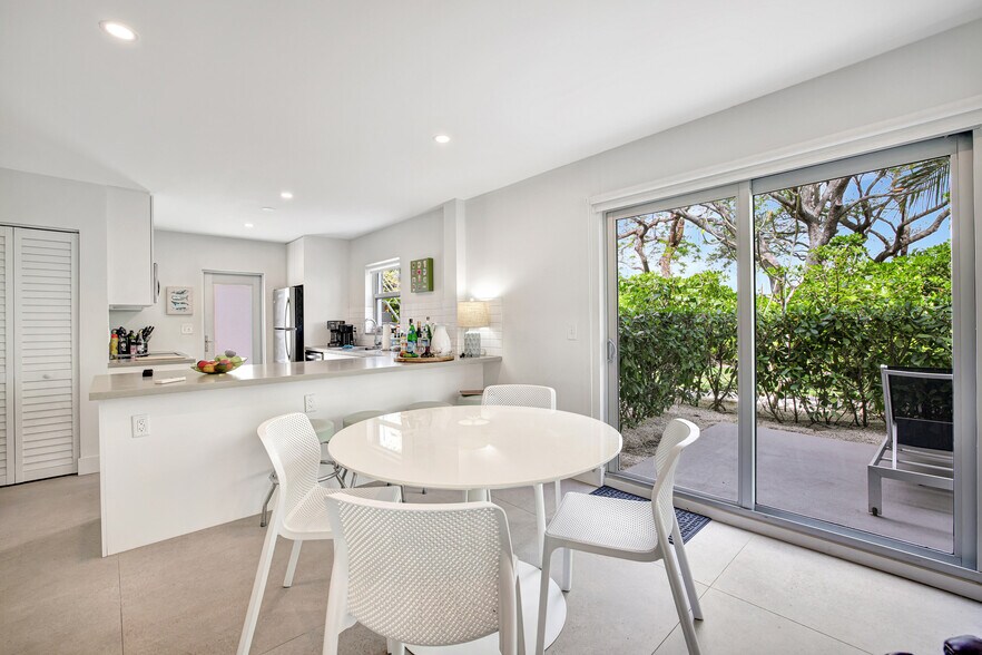 More Photos Of 625 NE 13th Ave, Fort Lauderdale Multifamily For Sale