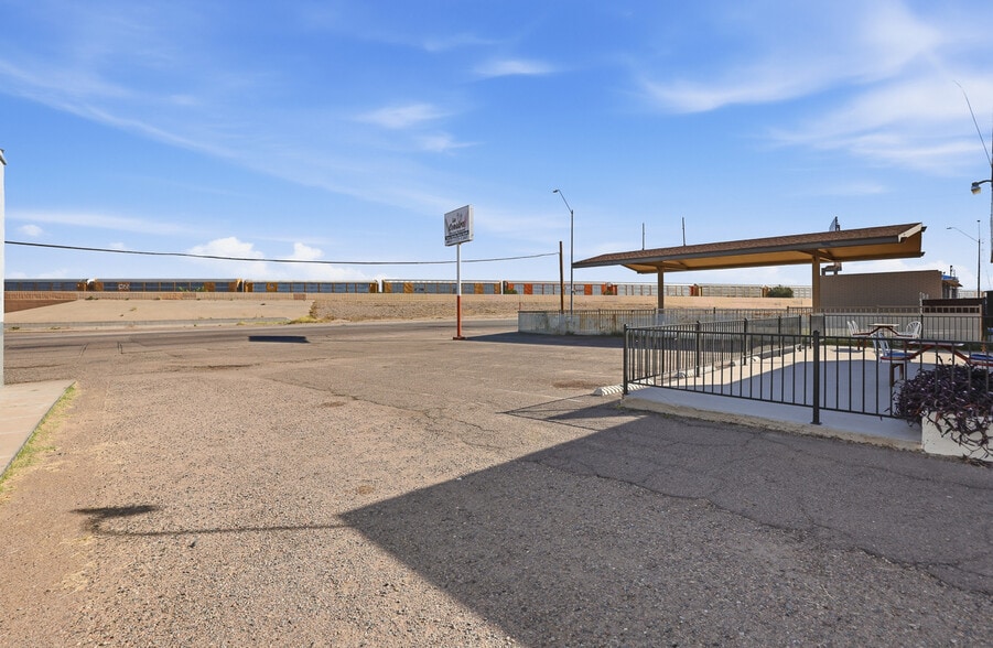 More Photos Of 11709 W Thunderbird Rd, El Mirage Restaurant For Sale