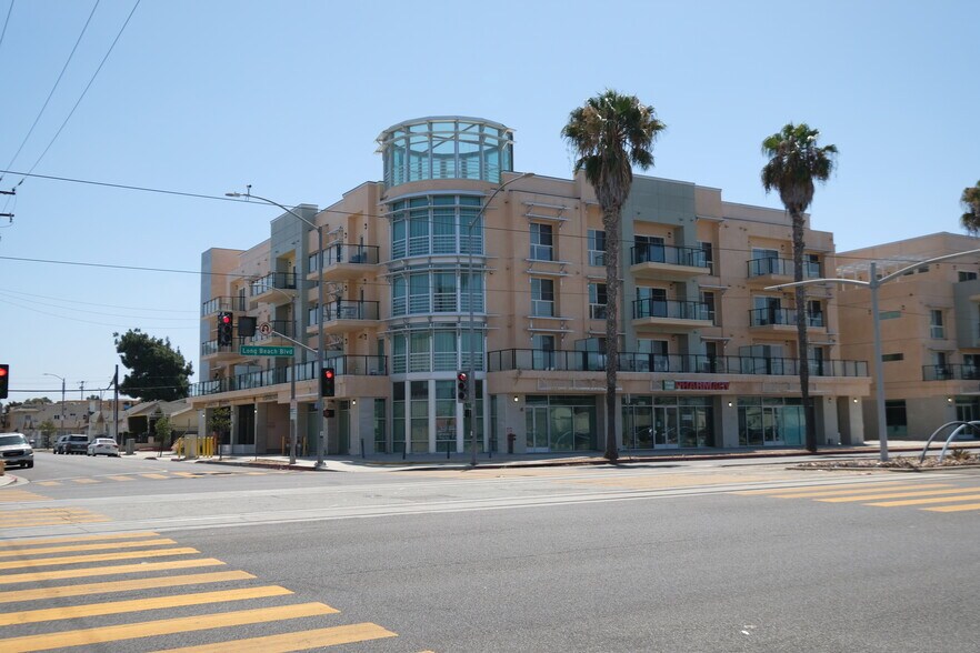 More Photos Of 1598 Long Beach Blvd, Long Beach Storefront Retail Office For Sale