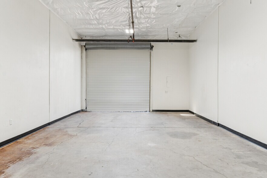 More Photos Of 2209 W 1st St, Tempe Unknown For Lease