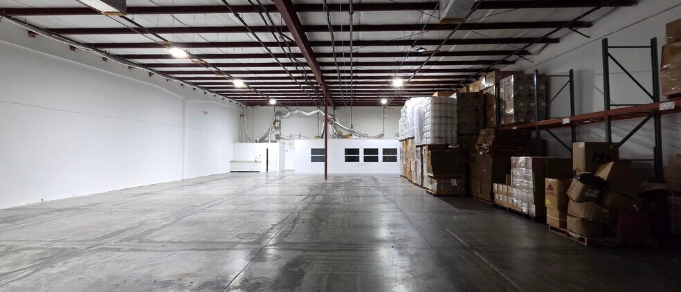More Photos Of 28790 S Diesel Dr, Bonita Springs Warehouse For Lease