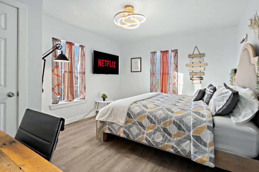 More Photos Of 2308 Britton Dr, Dallas Apartments For Sale