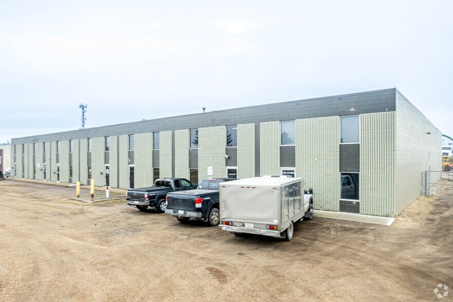 Primary Photo Of 20133 107th Ave NW, Edmonton Showroom For Lease