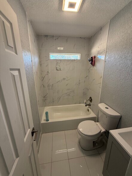 More Photos Of 1457 S Missouri Ave, Clearwater Auto Dealership For Lease