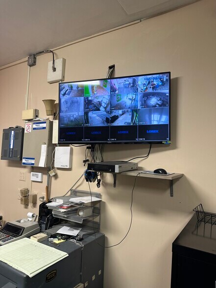 More Photos Of 212-33 Jamaica Ave, Jamaica Storefront Retail Residential For Lease