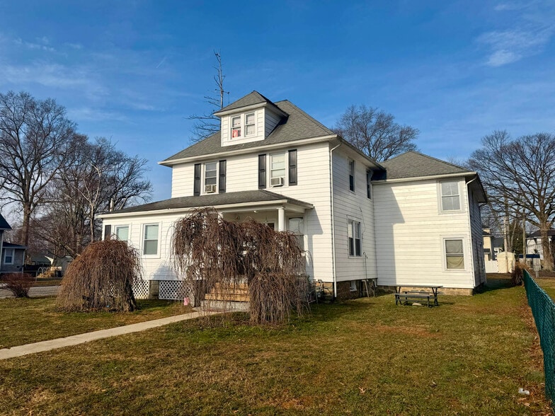 More Photos Of 136 S Parke St, Aberdeen Multifamily For Sale