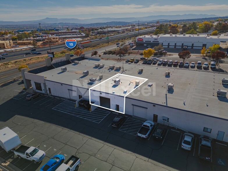 More Photos Of 204 Playa Della Rosita, Washington Showroom For Lease