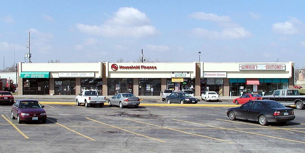 More Photos Of 8027-8135 State Ave, Kansas City General Retail For Lease