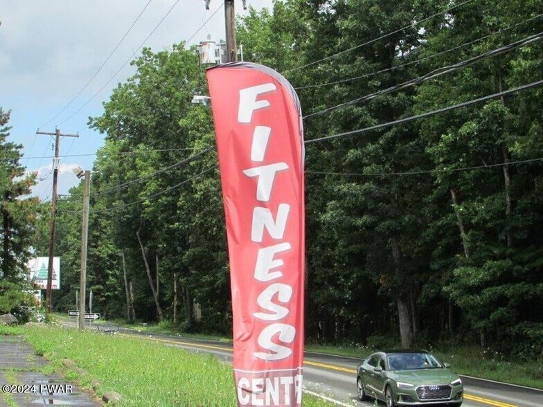 More Photos Of 635 Route 739, Lords Valley Freestanding For Sale