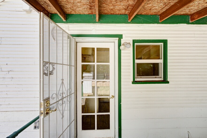 More Photos Of 4833 College Oak Dr, Sacramento Multifamily For Sale