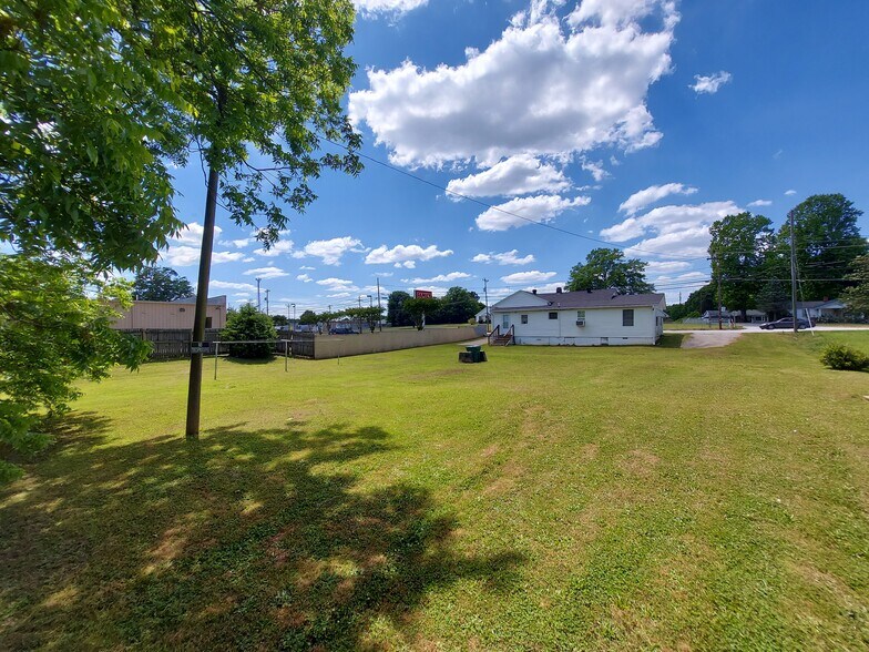 More Photos Of 5084 S Main St, Cowpens Land For Sale