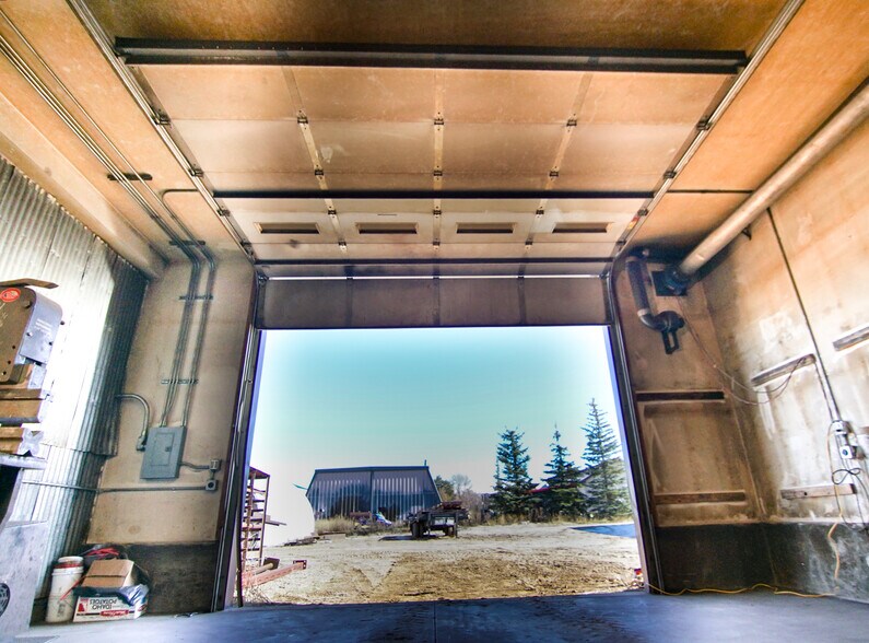 More Photos Of 6101 S 2nd St, Tetonia Service For Sale