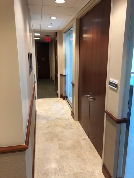 More Photos Of 121-189 S Orange Ave, Orlando Office Residential For Sale